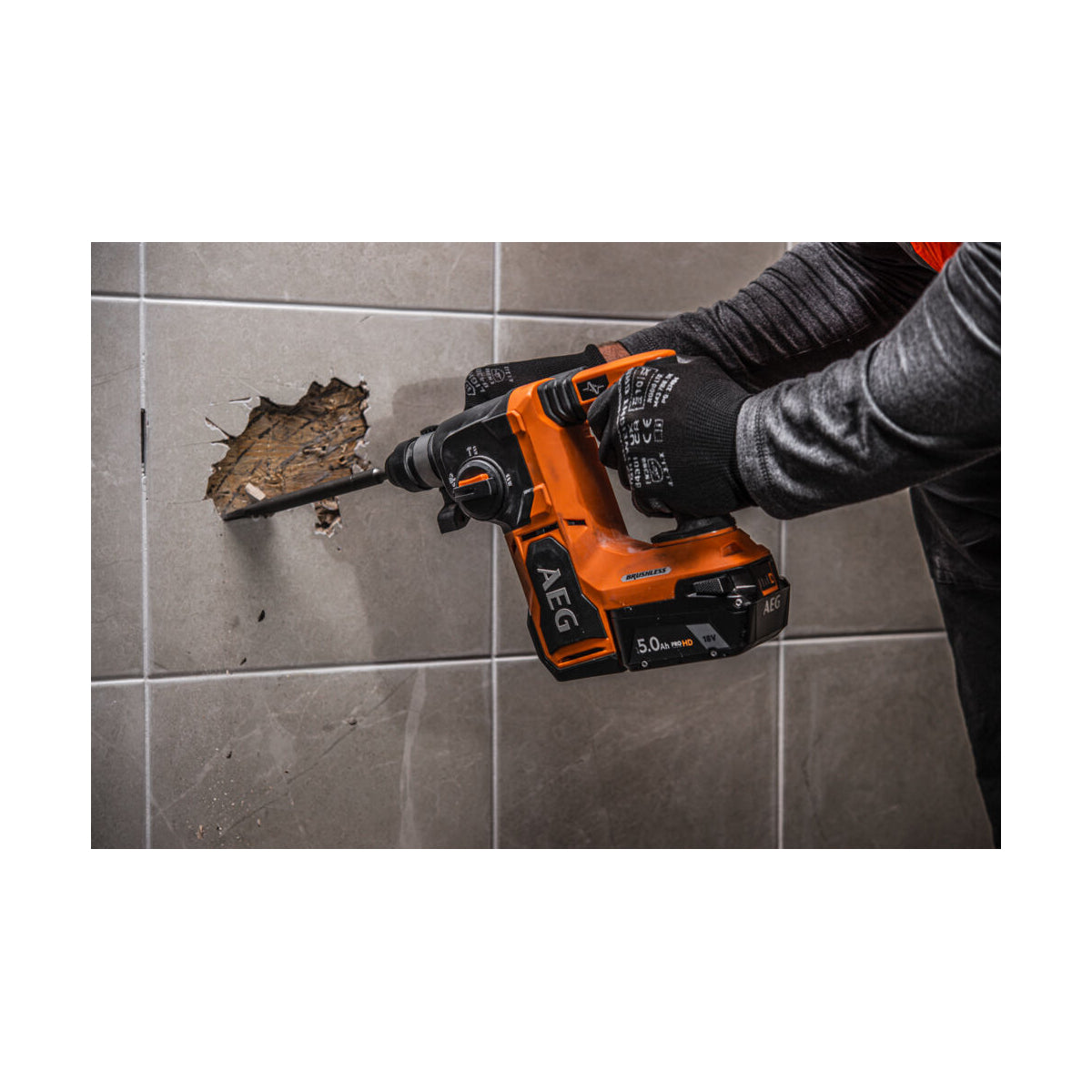  AEG BBH18BL2-602MB Perforateur SDS+ Sans Fil 18V 2x6Ah (4935500110)