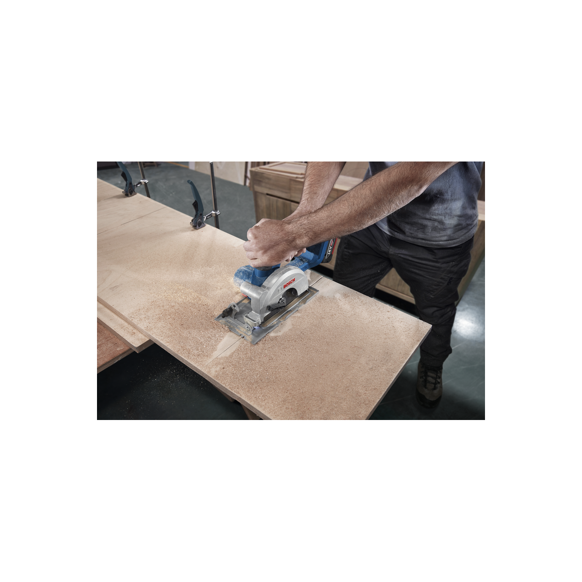  Bosch GKS 18V-51 Professional Scie Circulaire Sans Fil Machine ø140mm (06019M3120)