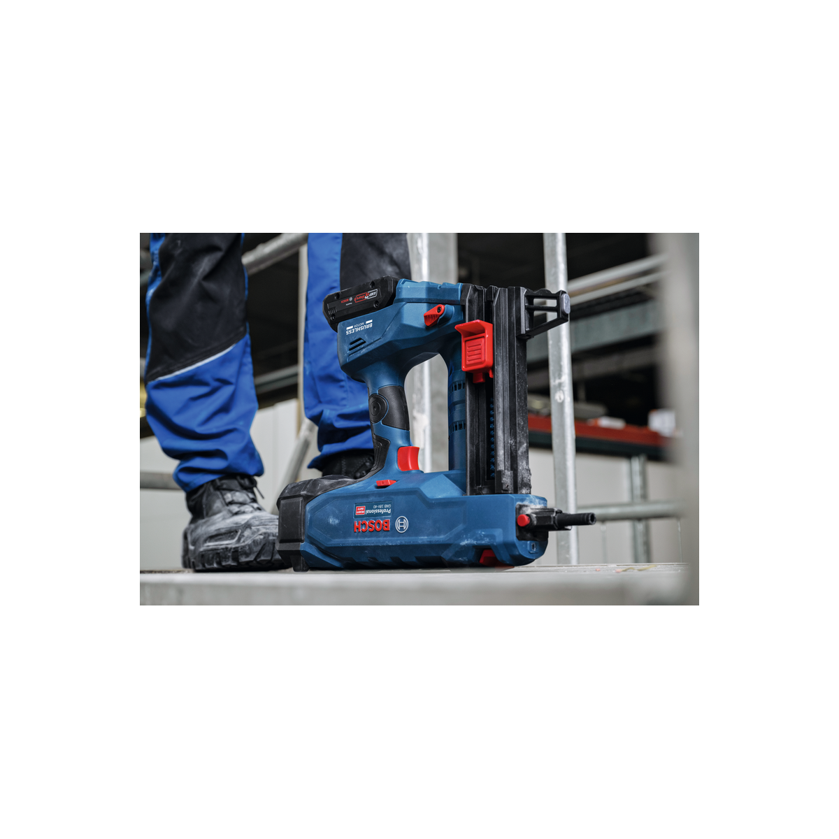  Bosch GNB 18V-40 Cloueur Béton Sans Fil 2x4.0Ah Procore (06019L7005)