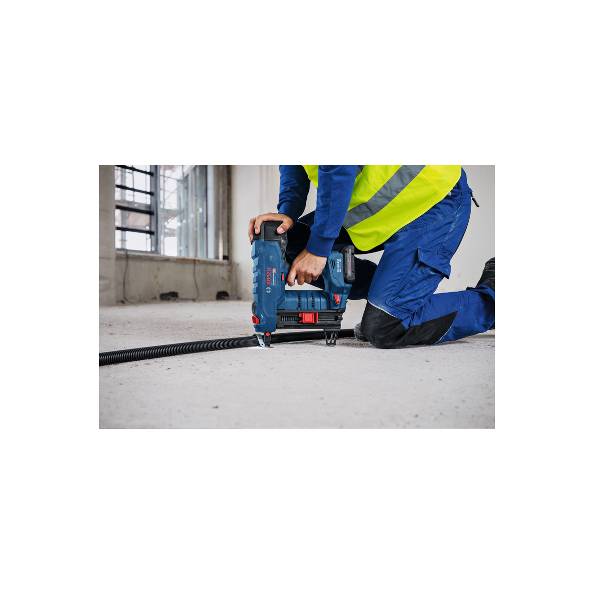  Bosch GNB 18V-40 Cloueur Béton Sans Fil 2x4.0Ah Procore (06019L7005)
