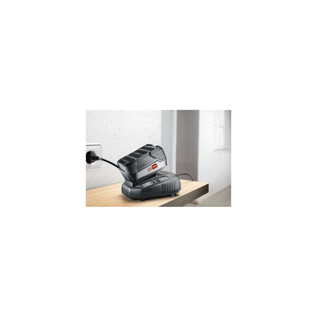  Bosch Starter Set Batterie PBA 18V 6.0Ah W-B Avec Chargeur AL1830CV (1600A00ZR8)
