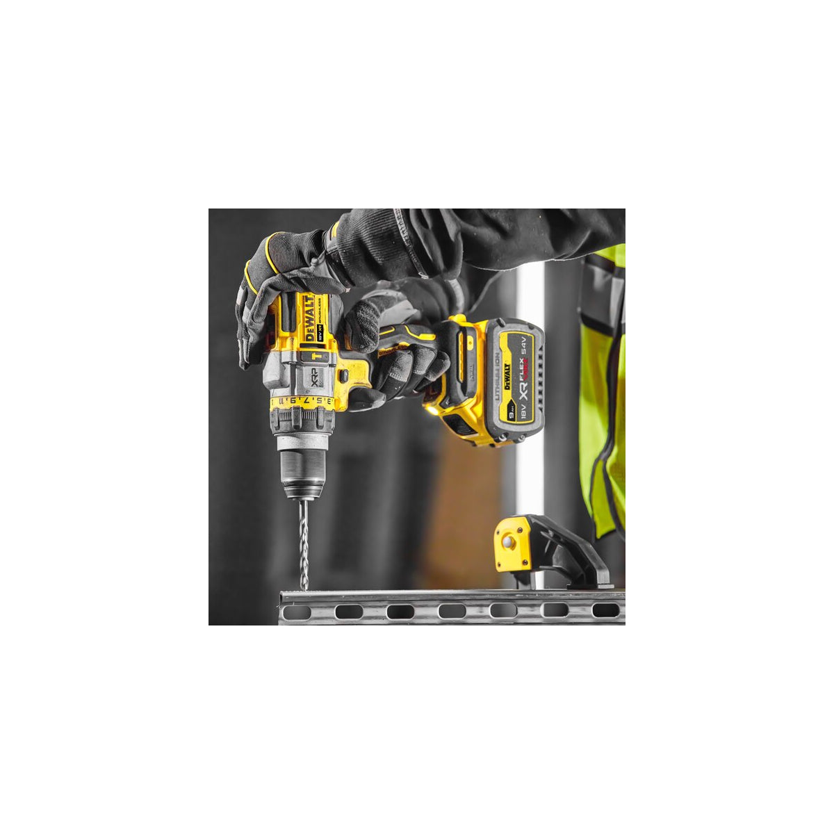  DeWalt DCD999NT-XJ Perceuse, Visseuse à Percussion 18V XRP Advantage Li-ion Brushless (Machine Seule)