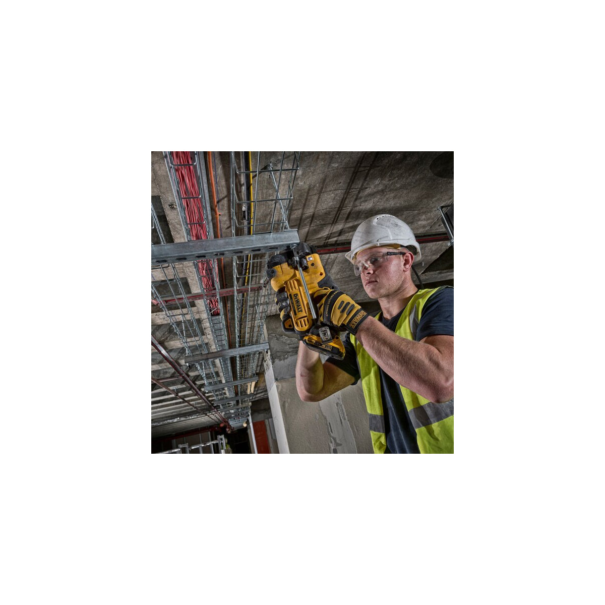  Dewalt DCS350NT-XJ Coupe Tige Filetées XR 18V (Machine Seule)
