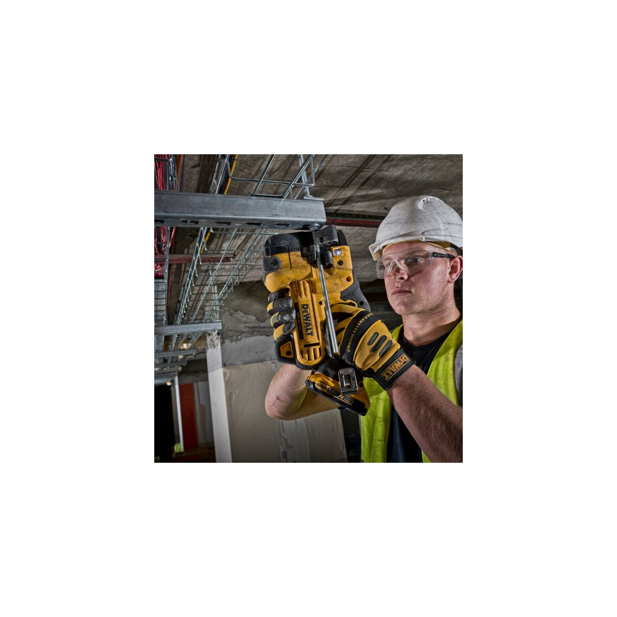  Dewalt DCS350NT-XJ Coupe Tige Filetées XR 18V (Machine Seule)