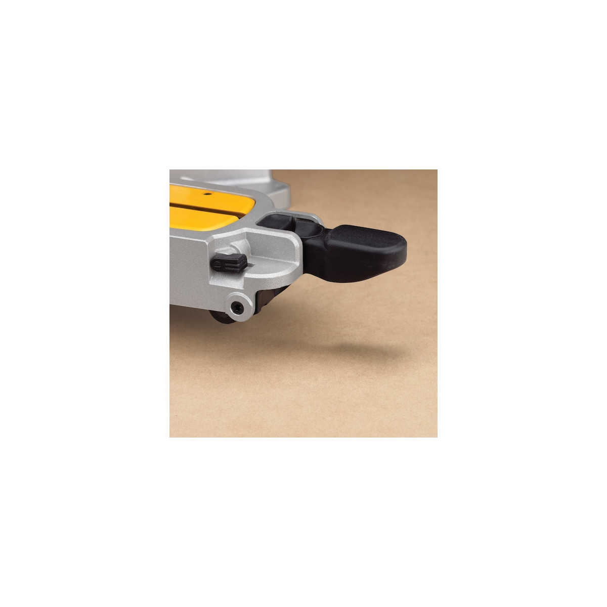  DeWalt DWS780-QS Scie à Onglets Radiale ø305mm 1675W