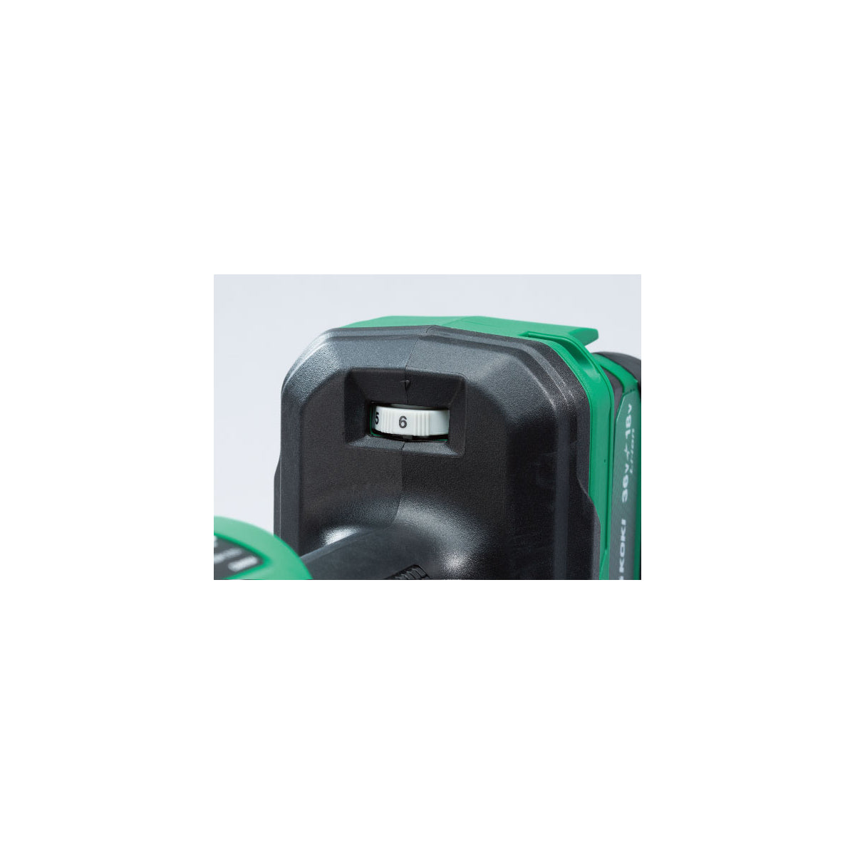  Hikoki CV18DAW2Z Outil Multifonctions Sans Fil 18V Avec Coffret Hit-Case (Machine Seule)