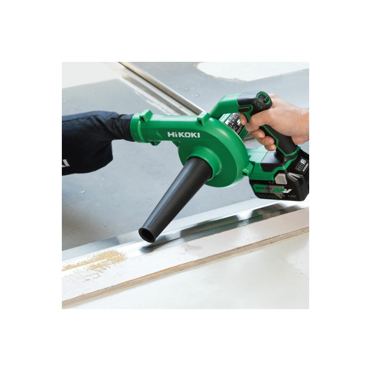  Hikoki RB18DCW4Z Souffleur, Aspirateur Sans Fil 18V (Machine Seule)