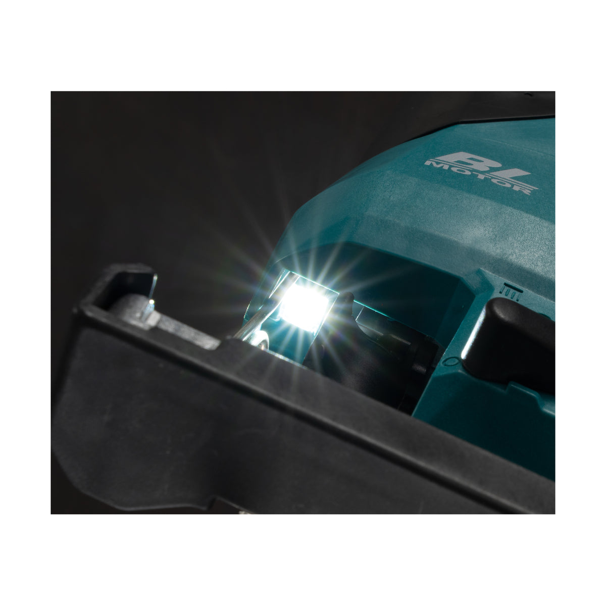  Makita DJV184Z Scie Sauteuse 18V Brushless Sans Fil (Machine Seule)