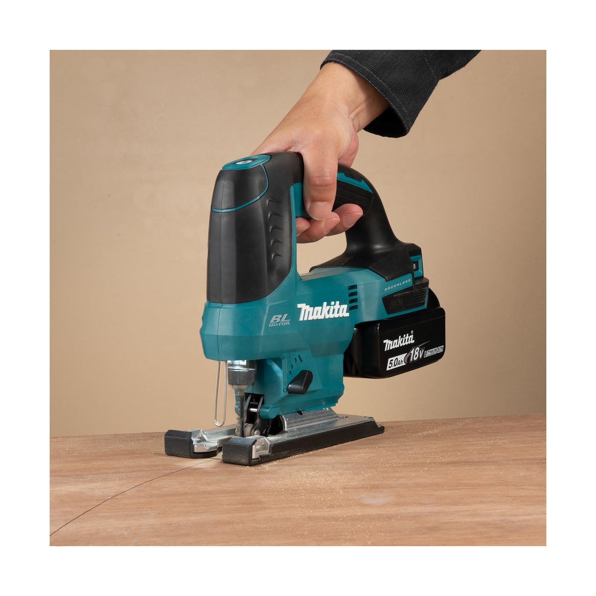  Makita DJV184Z Scie Sauteuse 18V Brushless Sans Fil (Machine Seule)