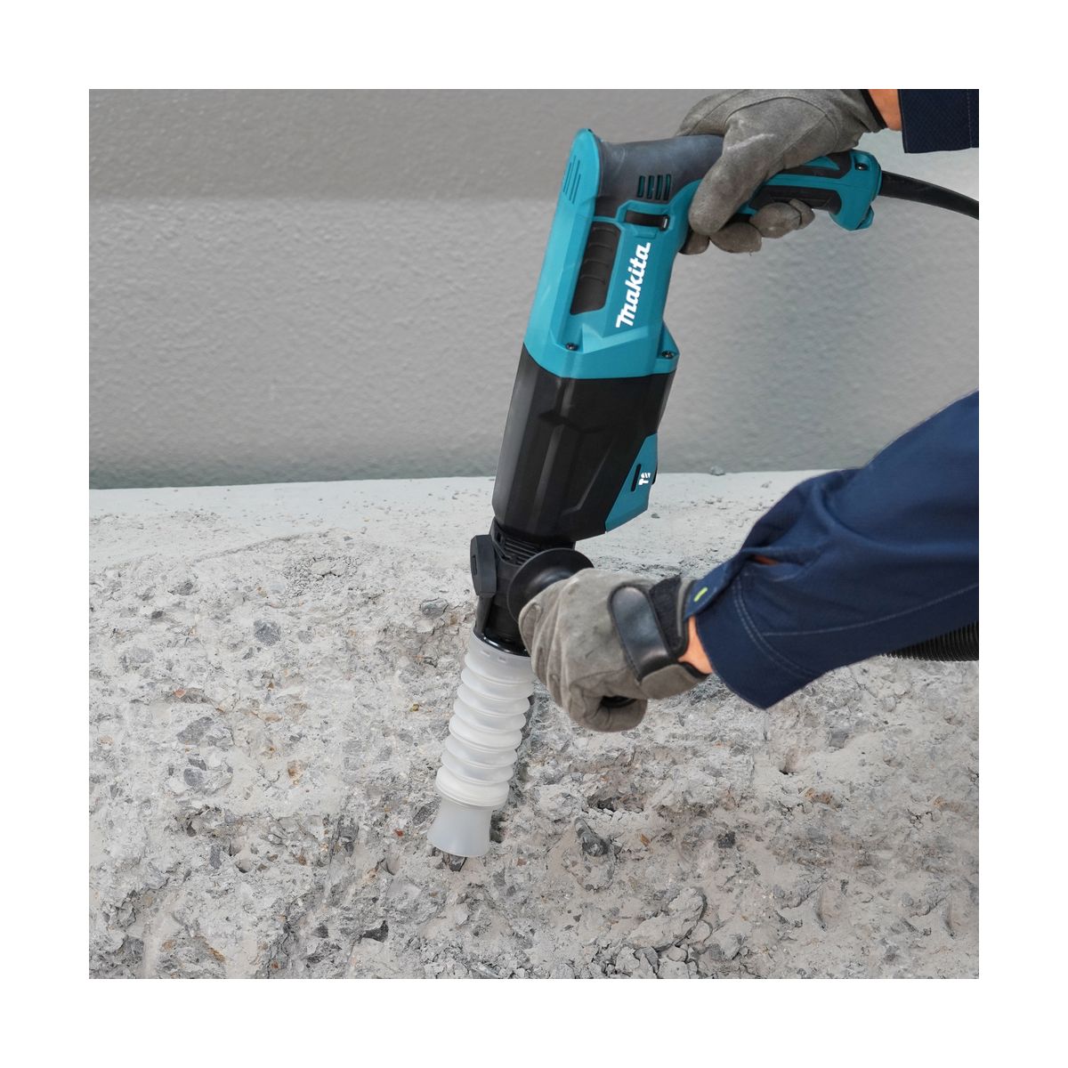  Makita HR2670 Perforateur, Burineur SDS+ 800W 3J Avec Coffret De Transport