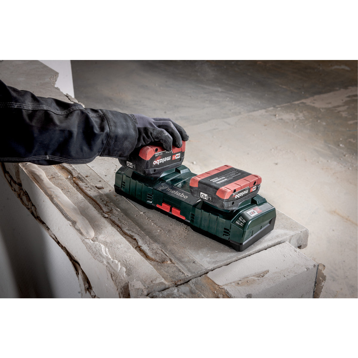  Metabo ASC 145 DUO Chargeur Double De Batterie 12V, 18V & 36V Li-ion (627495000)