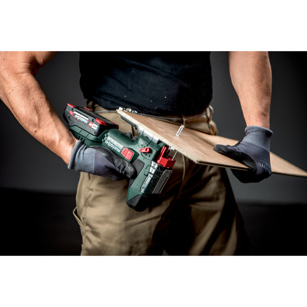  Metabo ST 18 L 90 Scie Sauteuse Sans Fil 18V Avec Coffret MetaBOX 145 L (601047840)