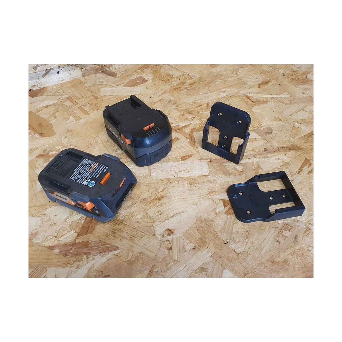  StealthMounts Supports De Batteries AEG & Ridgid 18v 6-pack NOIR BM-RG18-BLK-6
